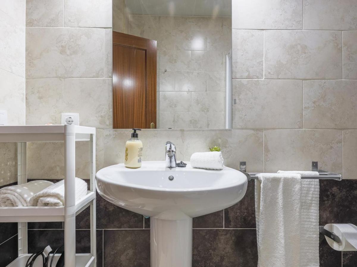 Alcala Del Rio! 1A Apartment ภายนอก รูปภาพ